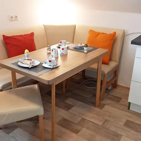 Haus Uni Koblenz 3 *