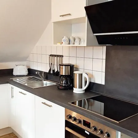 Apartment Haus Uni 3 *